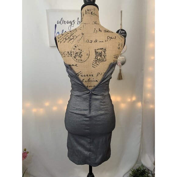 (E-118) Leyva’s straple womens dress size M run small silver color - Picture 4 of 7